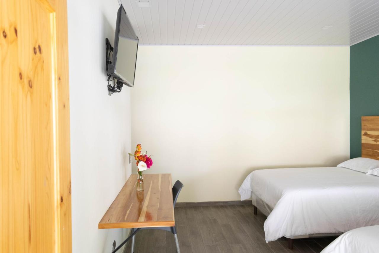 Casa Montana Hotel 奇奇卡斯特南戈 外观 照片