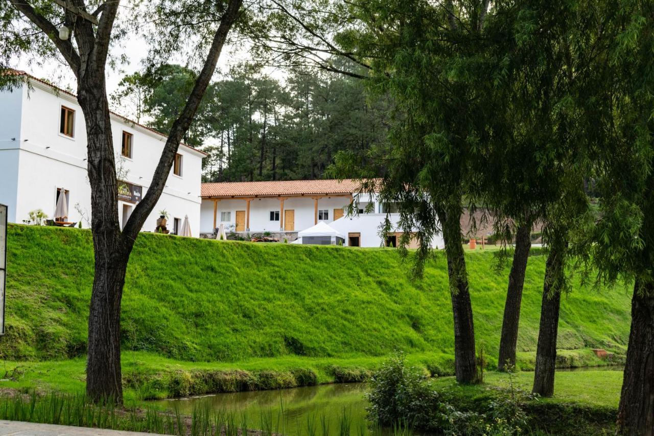 Casa Montana Hotel 奇奇卡斯特南戈 外观 照片